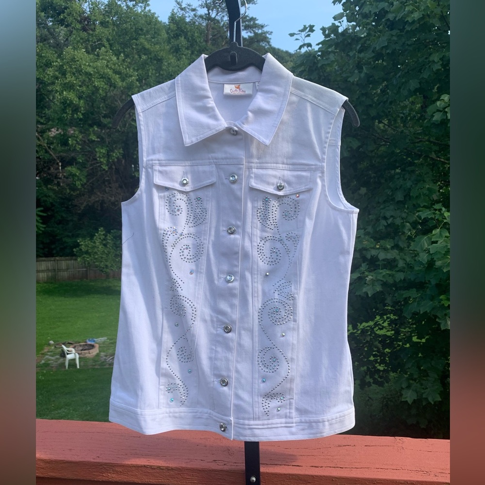 Quacker Factory Sparkle And Shine Twill Vest Size… - image 1